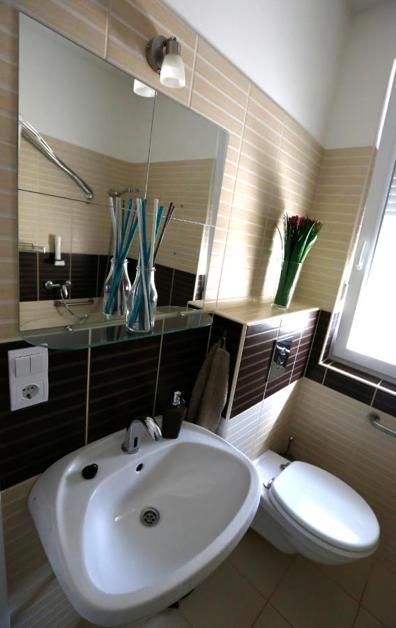 Mandara Wellnes Apartmanok Siófok Exteriér fotografie